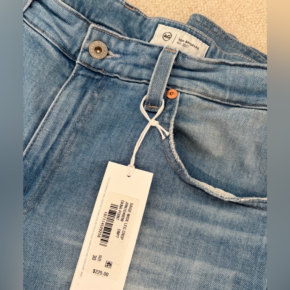 NWT/ AG Saige Mid-Rise Dana Point (Light Blue)Wide-Leg Cropped Jeans - Picture 13 of 14